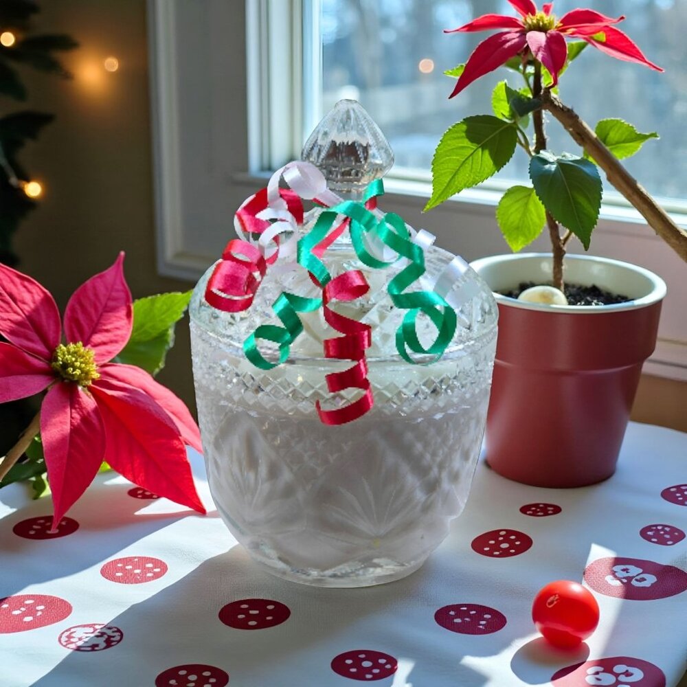 Hand Crafted Gingerbread Snowman Soy Candle Vintage Glass Lidded Candy Dish NWT - Picture 3 of 12